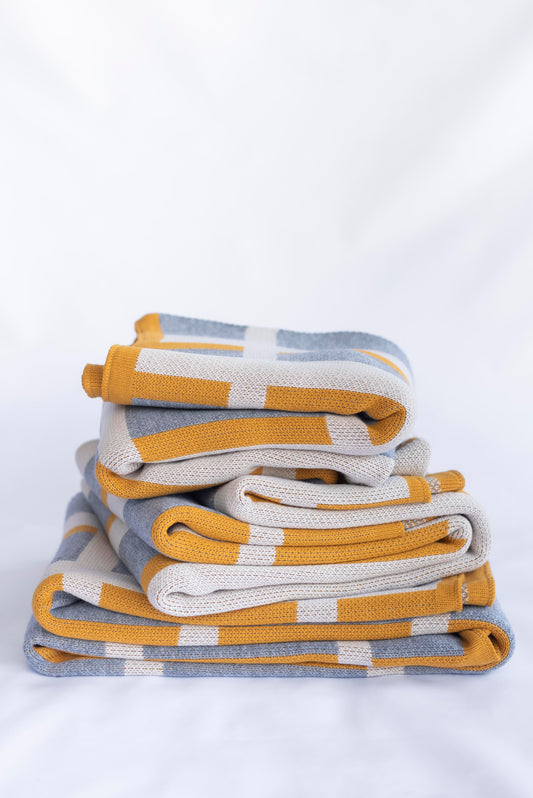 Manta Cuadrille mostaza