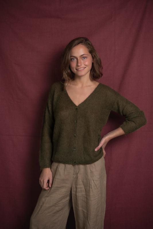 Cardigan liviano Verde musgo