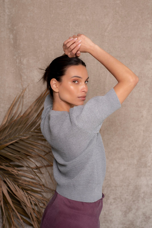 Polera manga corta gris