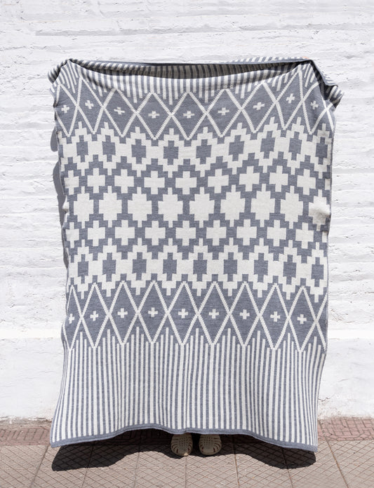Manta Chacana Gris