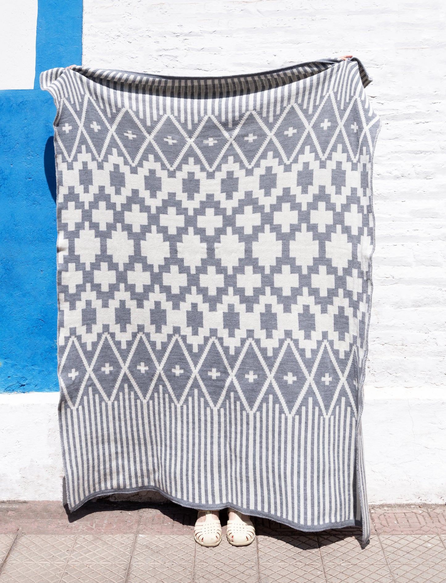 Manta Chacana Gris