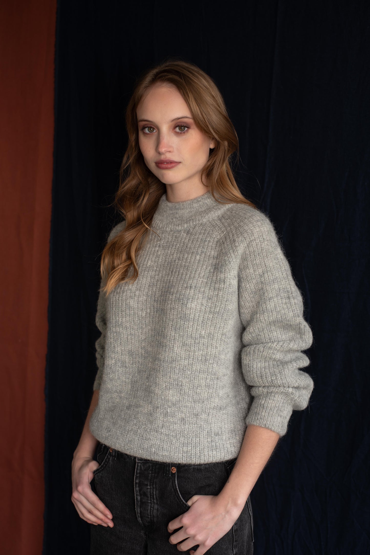 Sweater Gris plata