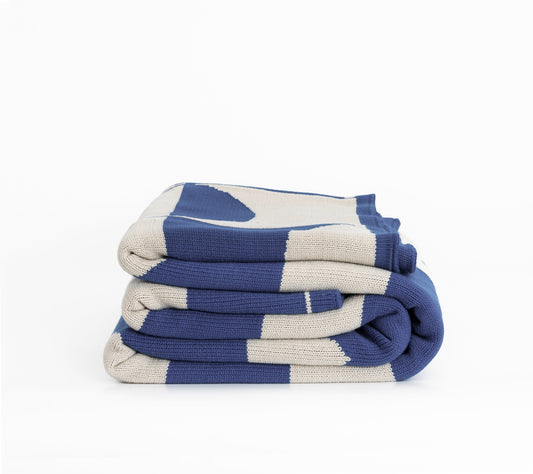 Manta Media Luna azul