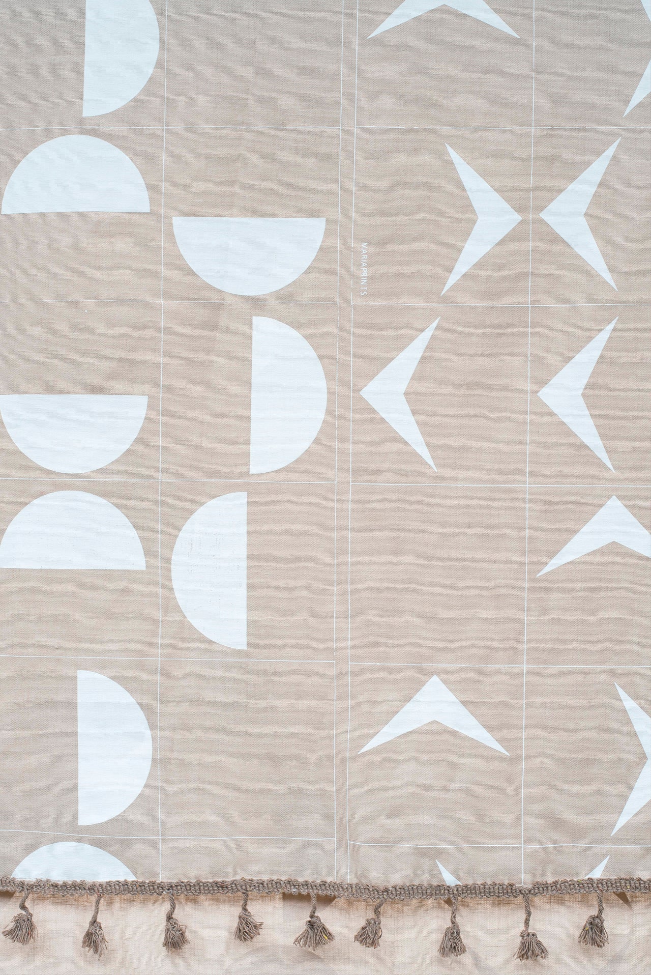 Paño geometrico beige