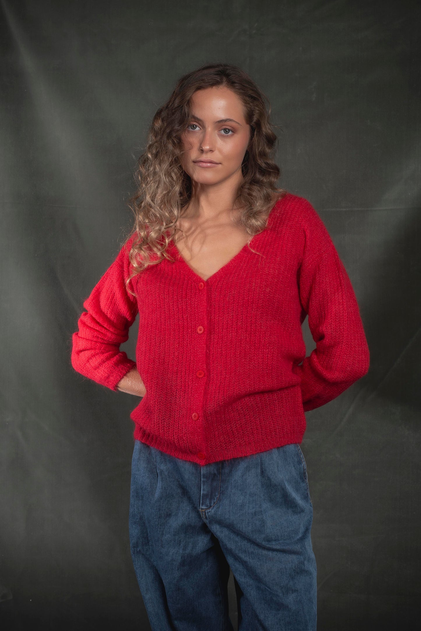 Cardigan liviano Rojo
