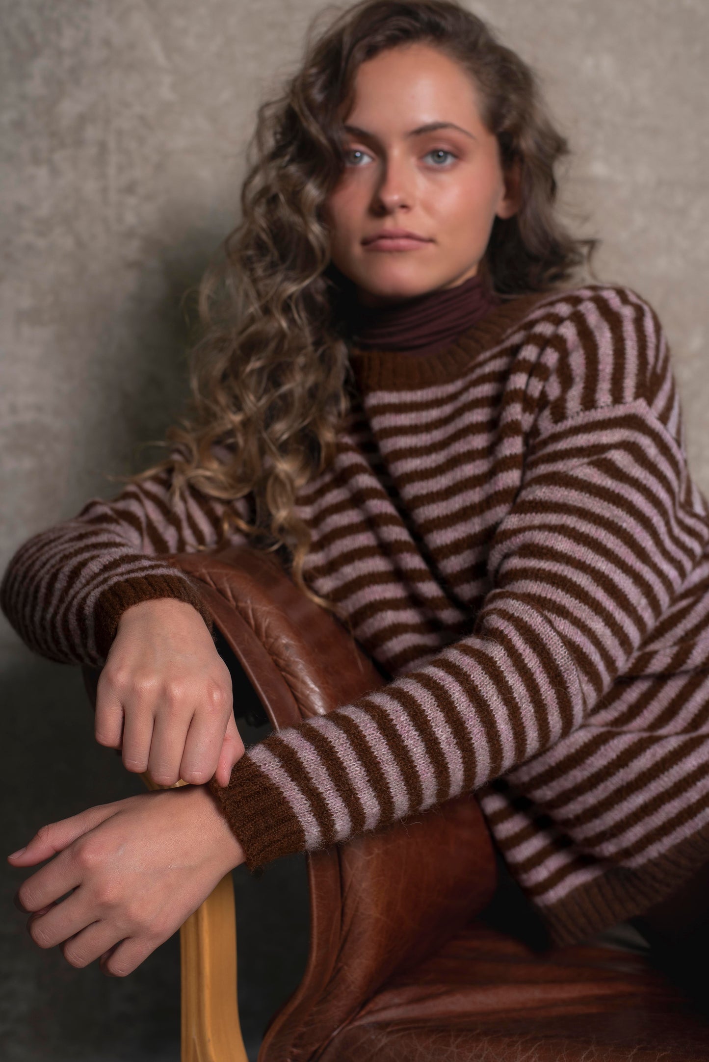 Sweater rayas Camel y rosa