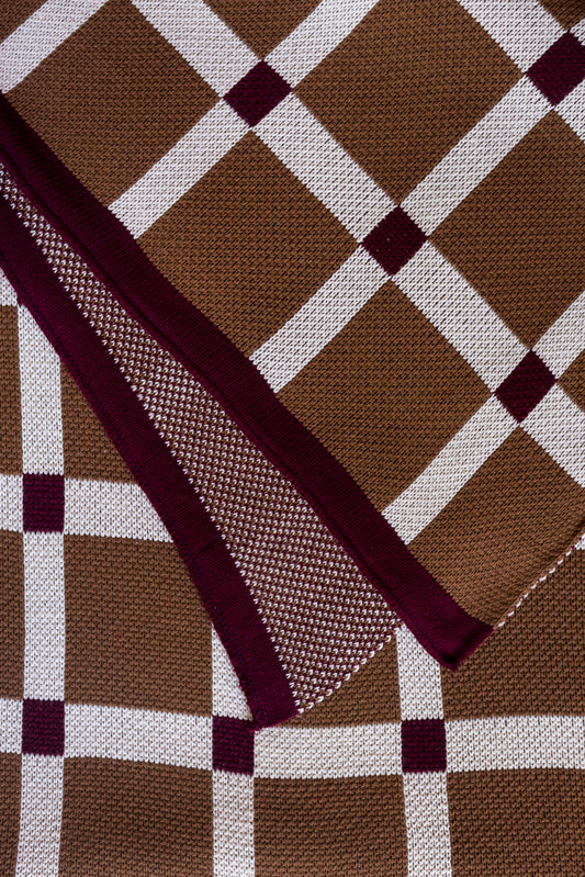 Manta Cuadrillé Camel y burdeo