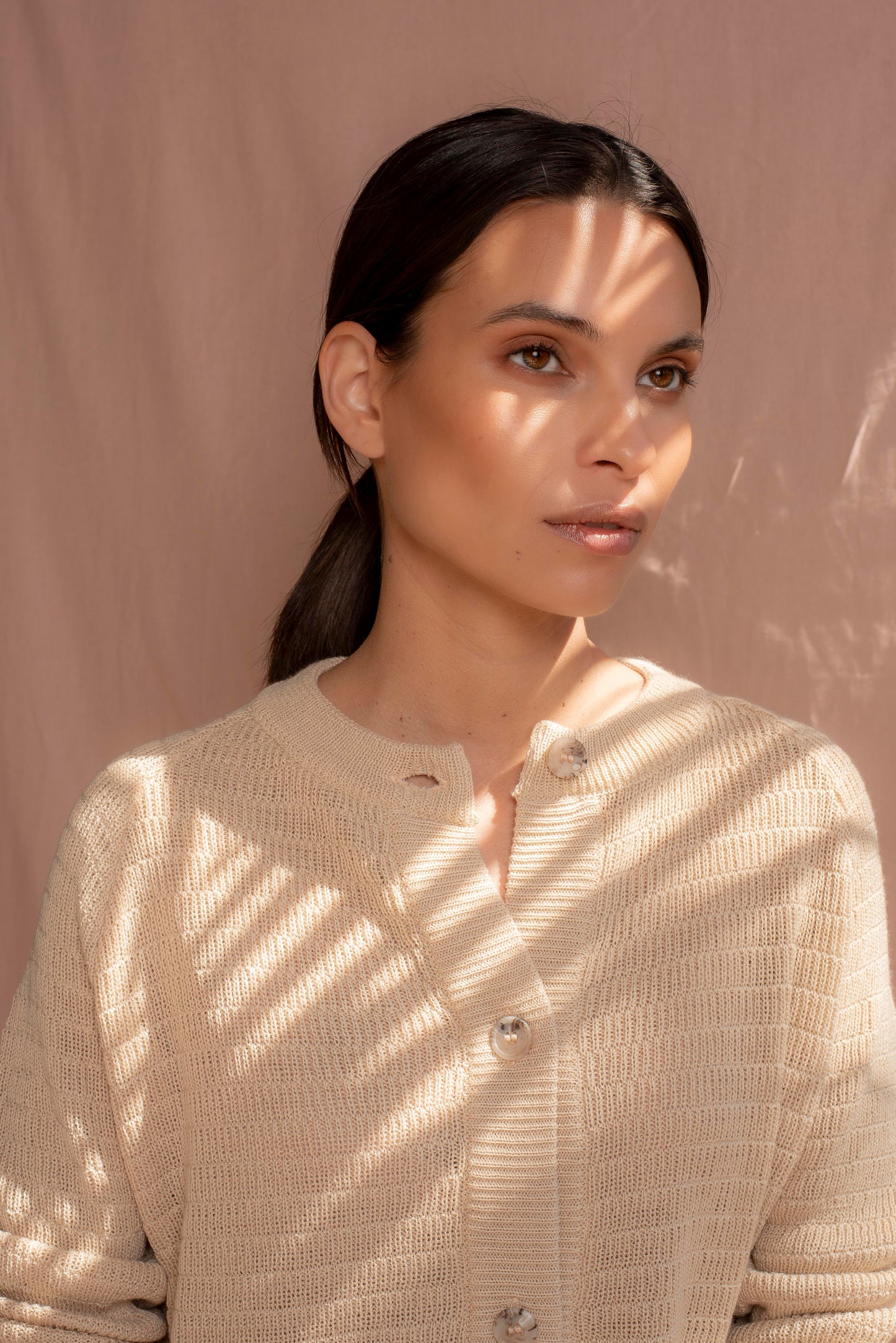 Cardigan algodón arena