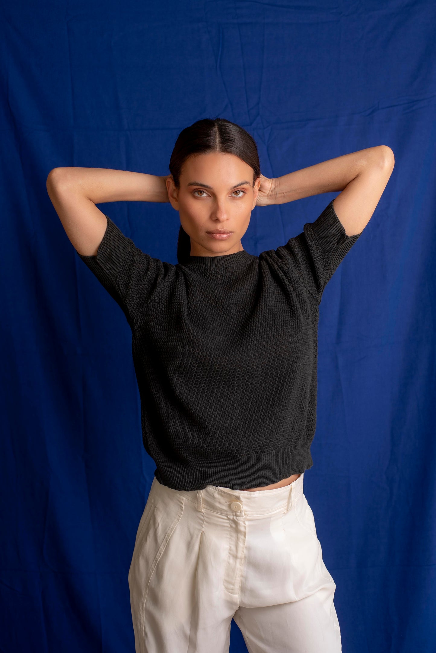 Polera manga corta negra