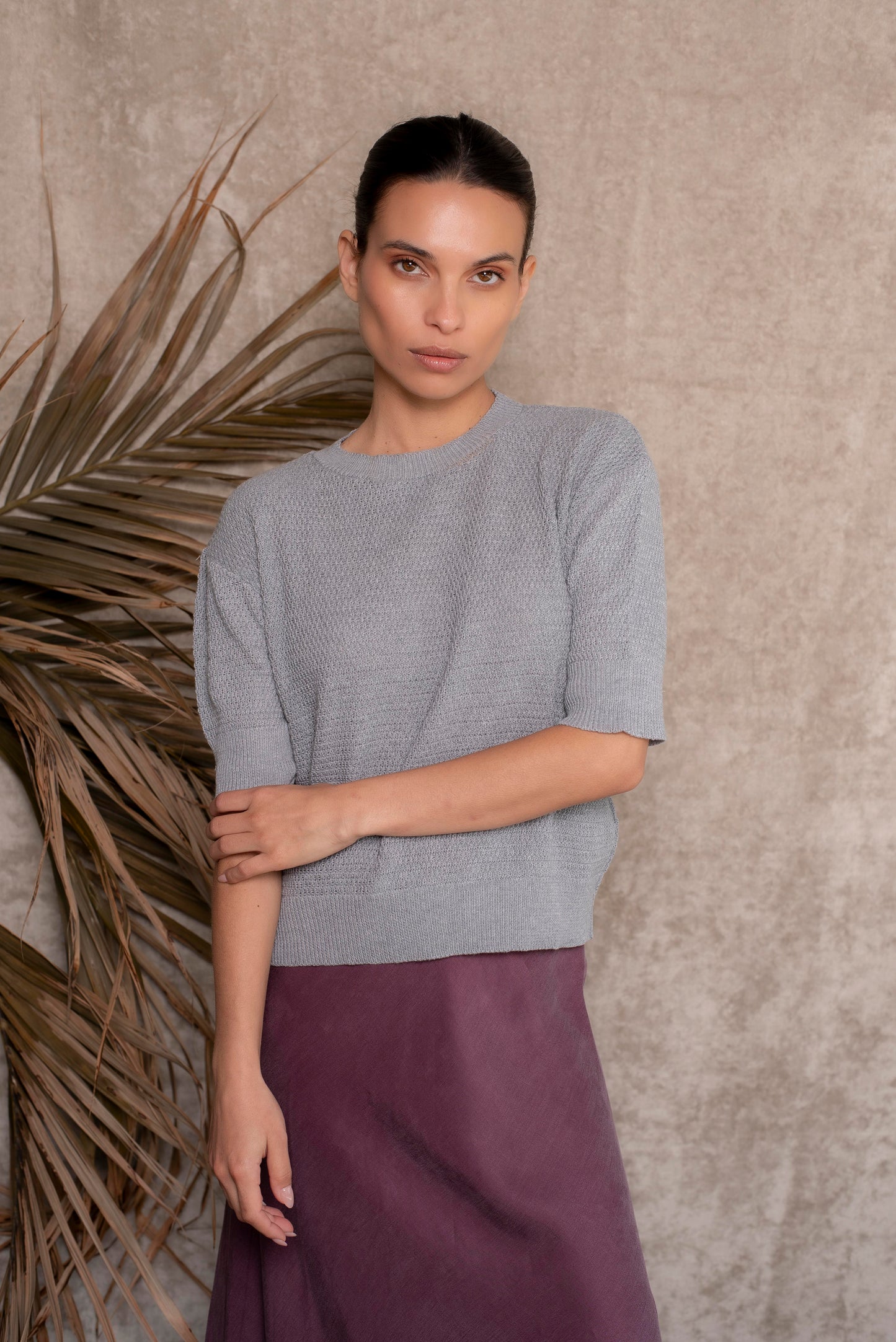 Polera manga corta gris